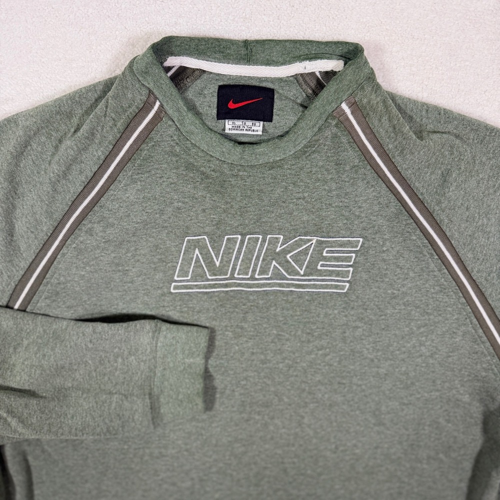 Vintage 90s Nike Spellout Crewneck Sweatshirt XL Sage Green Center Embroidered - Picture 4 of 16